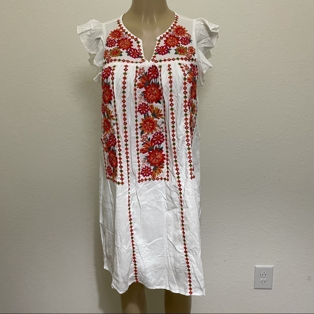 Andree flutter Dress features floral embroidery Size S